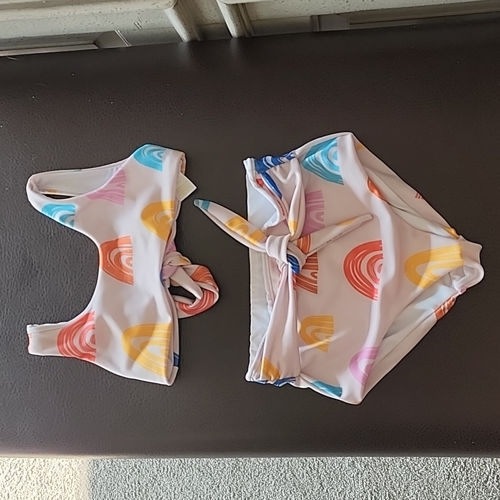 Size 5/6 dot dot smile rainbow swimsuit